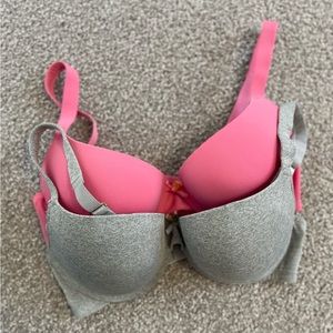 Daisy Fuentes new bras 38C